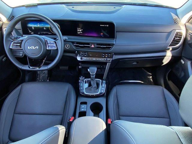 used 2026 Kia Seltos car, priced at $26,999