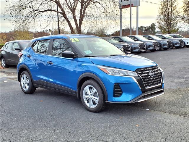 new 2025 Nissan Kicks car, priced at $23,242