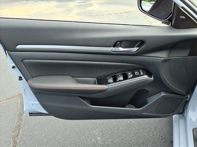 new 2025 Nissan Altima car, priced at $29,895