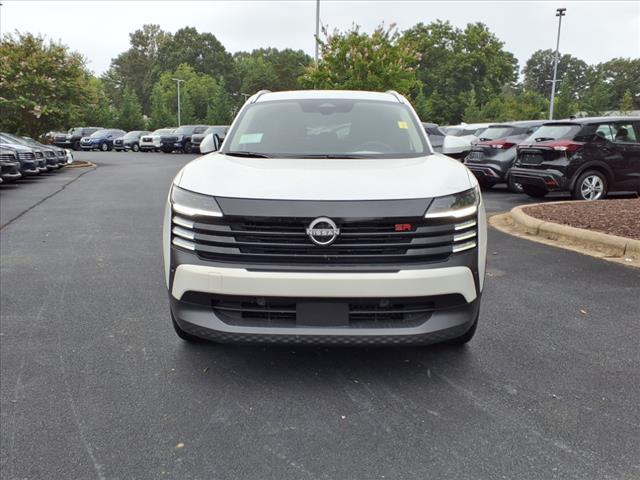 new 2025 Nissan Kicks car, priced at $28,095