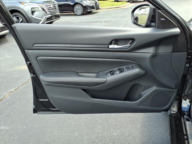 new 2025 Nissan Altima car, priced at $28,950