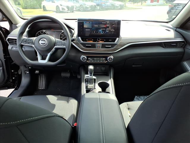 new 2025 Nissan Altima car, priced at $28,950