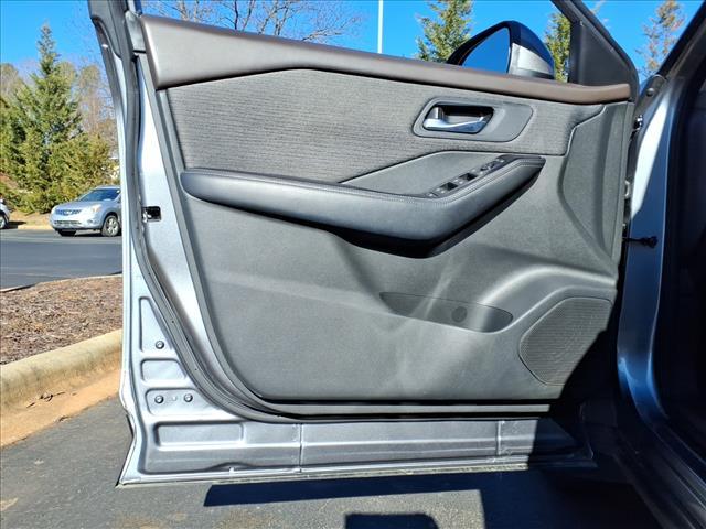 used 2022 Nissan Rogue car