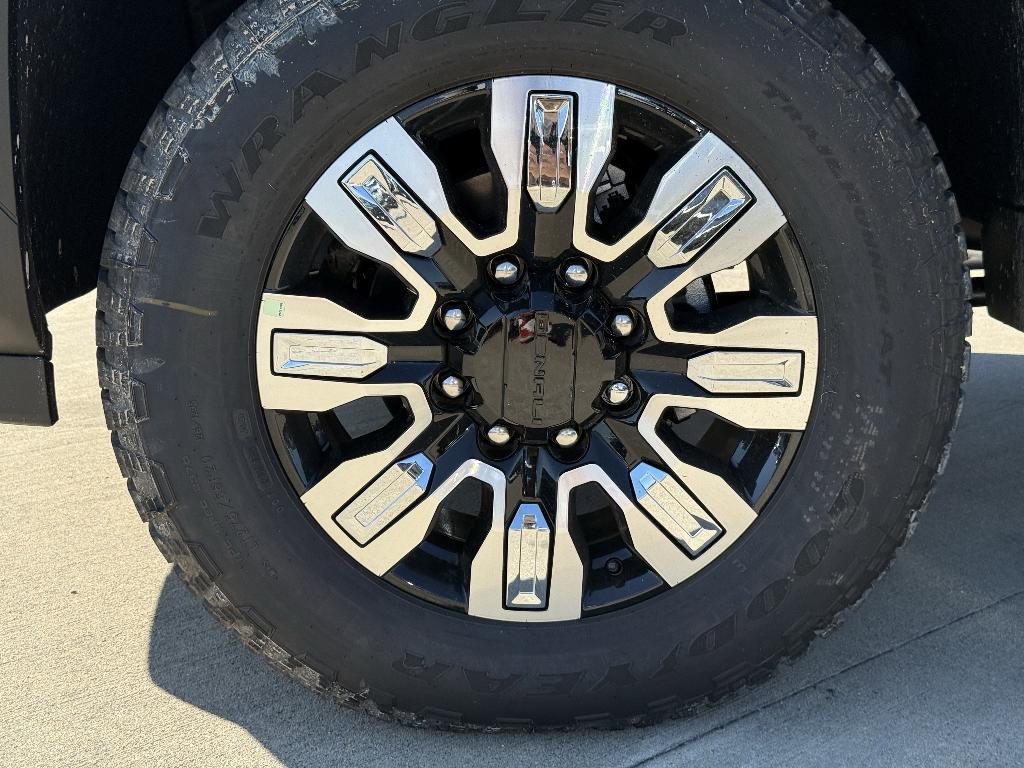 new 2026 GMC Sierra 2500 car, priced at $81,246