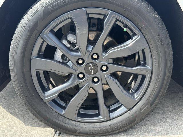 used 2024 Chevrolet Equinox car, priced at $26,076