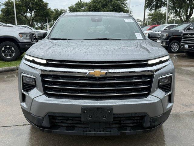 used 2024 Chevrolet Traverse car, priced at $32,024