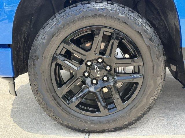 used 2025 Chevrolet Silverado 1500 car, priced at $35,001