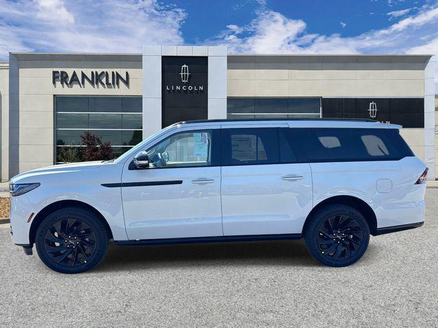 new 2026 Lincoln Navigator car, priced at $113,629