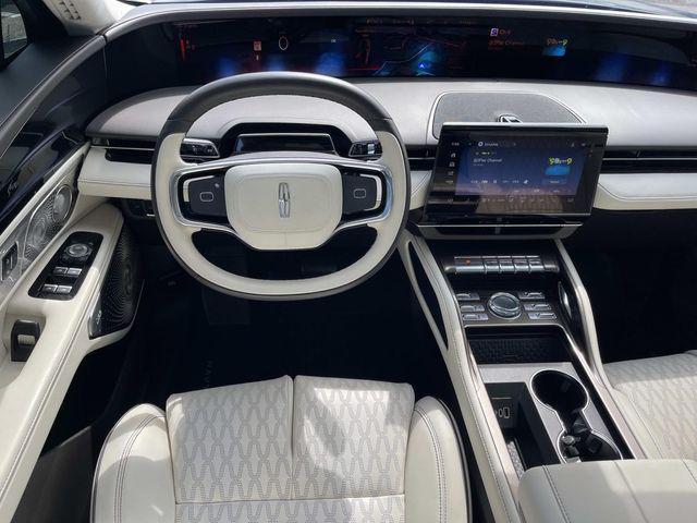 used 2025 Lincoln Nautilus car, priced at $66,399
