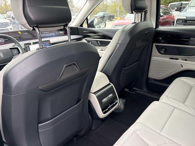 new 2026 Lincoln Nautilus car, priced at $60,052