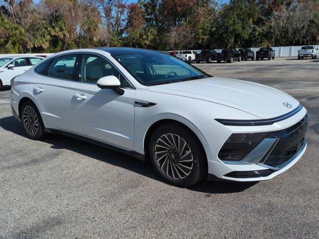 new 2026 Hyundai Sonata Hybrid car, priced at $40,400