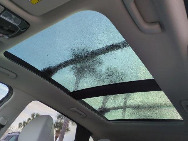 new 2026 Hyundai TUCSON Hybrid car, priced at $44,525