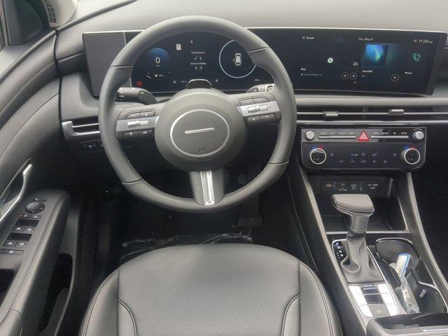 new 2025 Hyundai Tucson car, priced at $35,255