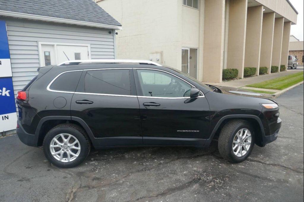 used 2015 Jeep Cherokee car, priced at $9,995