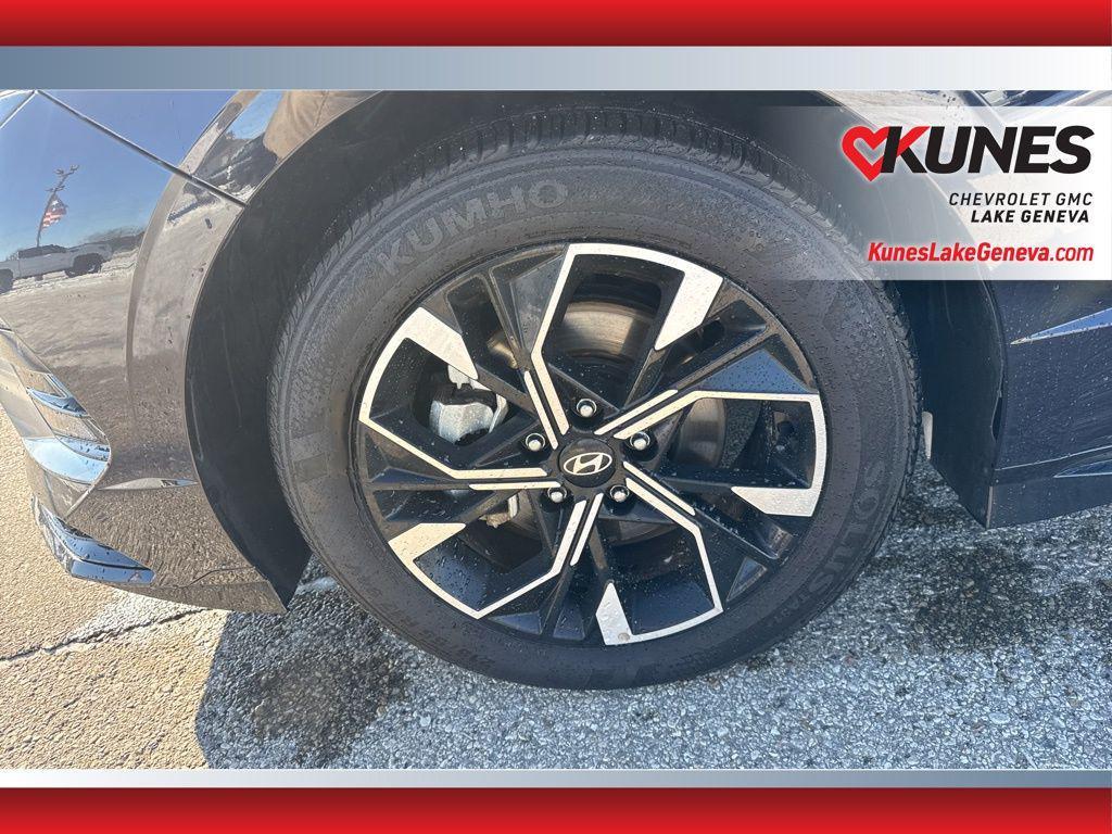 used 2025 Hyundai Sonata car, priced at $24,886