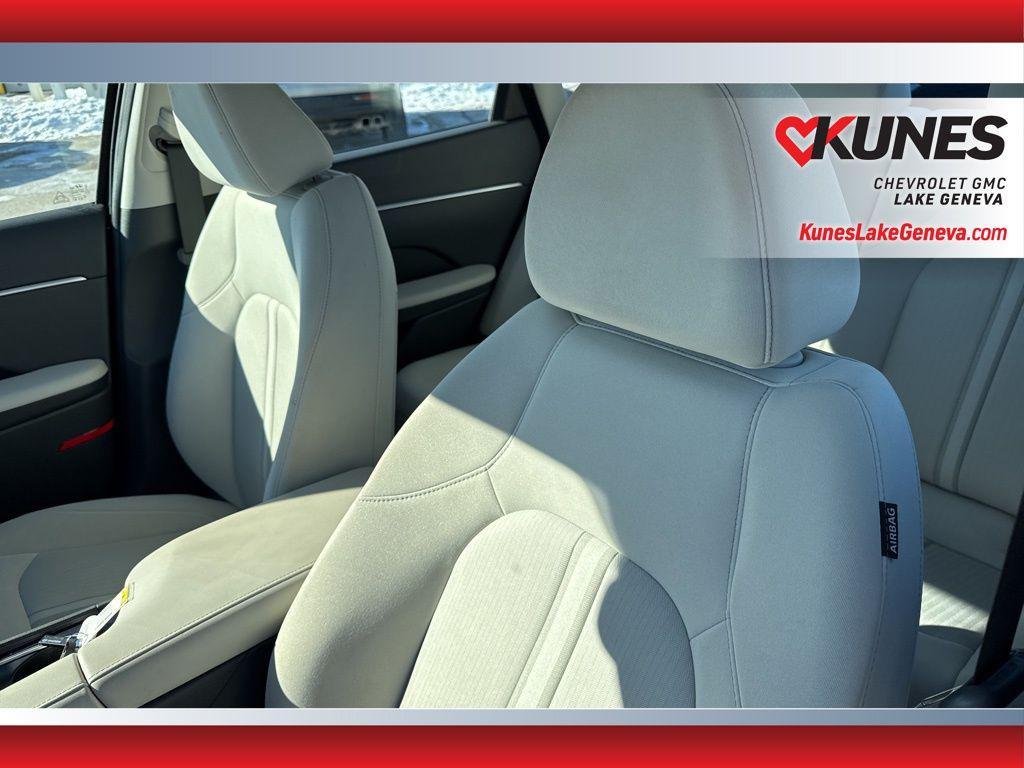 used 2025 Hyundai Sonata car, priced at $24,886