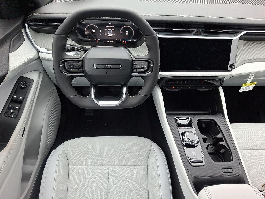 new 2026 Jeep Cherokee car, priced at $38,580