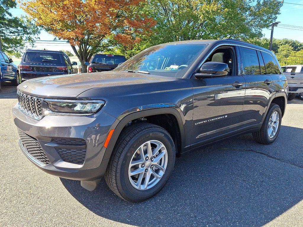 new 2025 Jeep Grand Cherokee car, priced at $41,920
