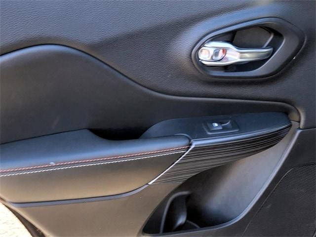 used 2017 Jeep Cherokee car, priced at $9,998