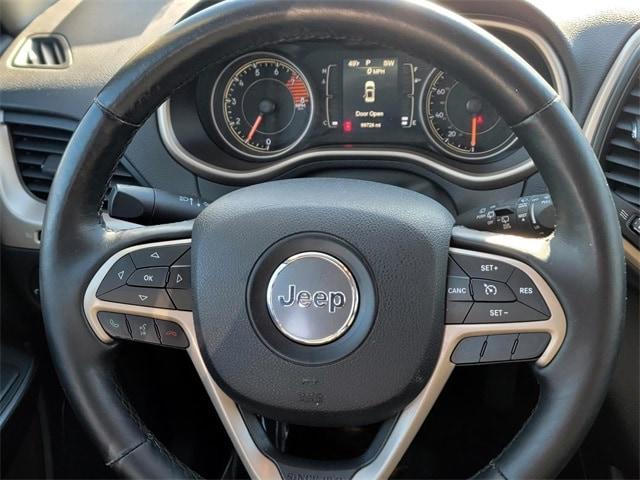 used 2017 Jeep Cherokee car, priced at $9,998