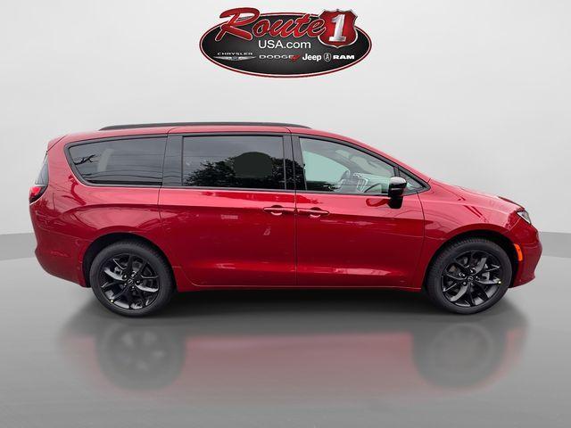 new 2026 Chrysler Pacifica car, priced at $47,250
