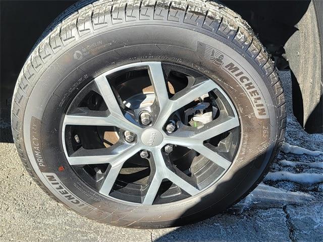 new 2025 Jeep Grand Cherokee car, priced at $41,245