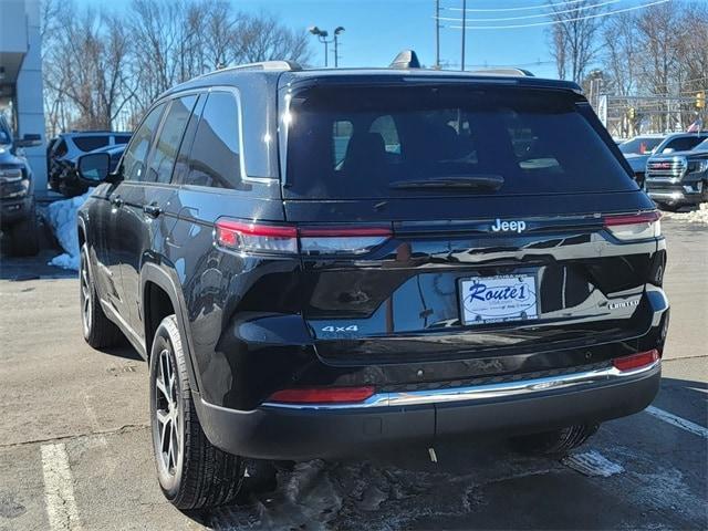 new 2025 Jeep Grand Cherokee car, priced at $41,245
