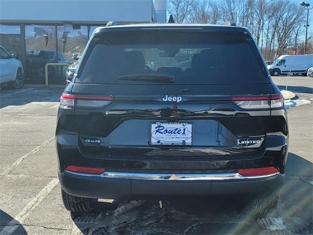 new 2025 Jeep Grand Cherokee car, priced at $41,245