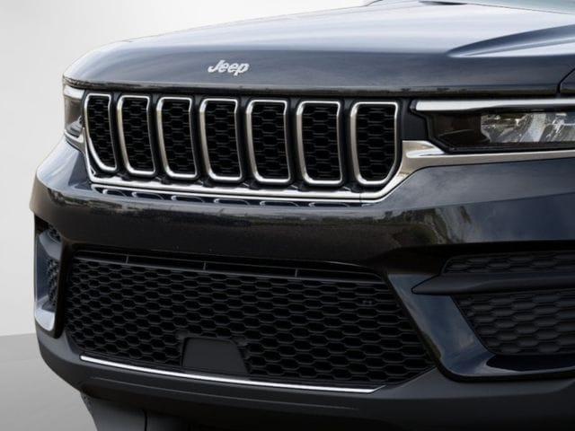 new 2026 Jeep Grand Cherokee car, priced at $42,575