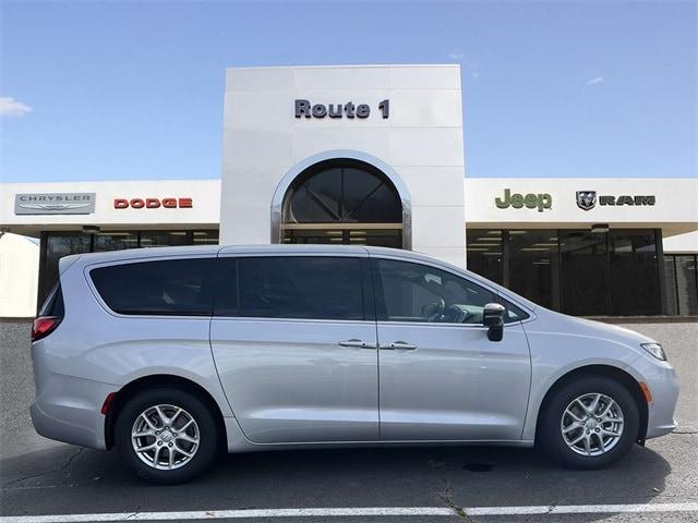 new 2026 Chrysler Pacifica car, priced at $40,610