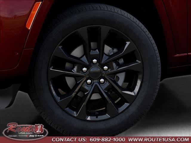new 2026 Jeep Grand Cherokee car, priced at $50,837