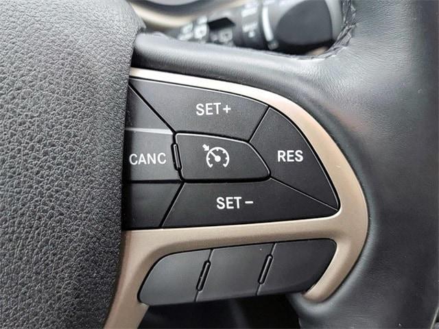 used 2017 Jeep Cherokee car, priced at $9,994