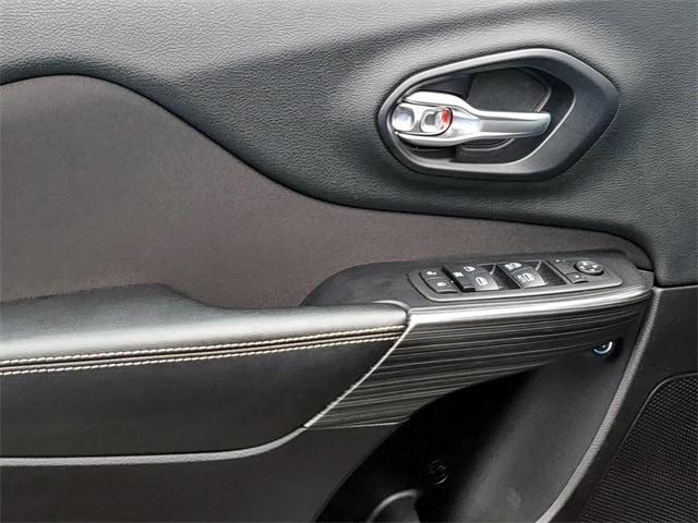 used 2017 Jeep Cherokee car, priced at $9,994