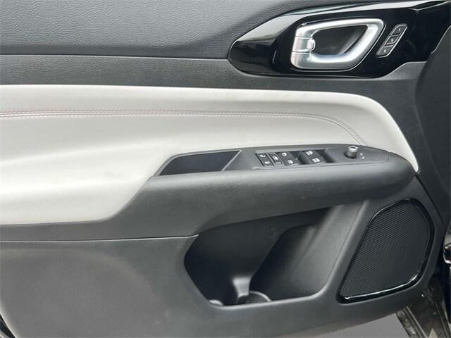 new 2025 Jeep Compass car, priced at $32,495