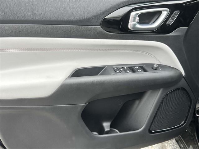 new 2025 Jeep Compass car, priced at $30,579