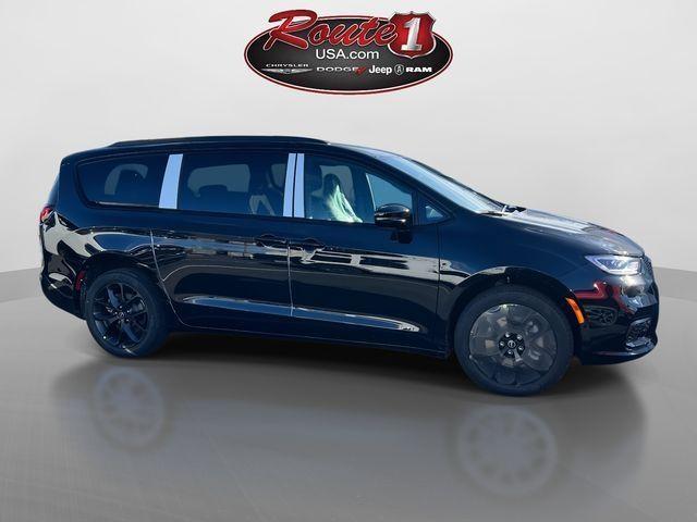 new 2026 Chrysler Pacifica car, priced at $48,120