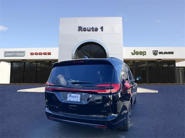 new 2026 Chrysler Pacifica car, priced at $48,389