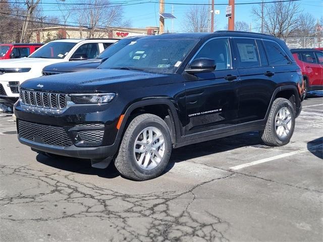 new 2025 Jeep Grand Cherokee car, priced at $37,920