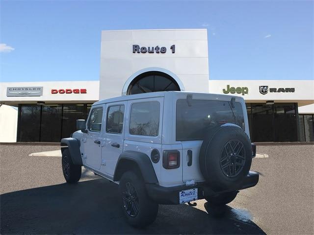 new 2025 Jeep Wrangler car, priced at $45,270