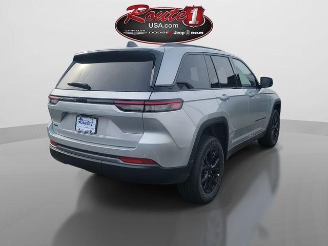 new 2026 Jeep Grand Cherokee car, priced at $44,560