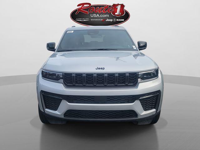 new 2026 Jeep Grand Cherokee car, priced at $44,560