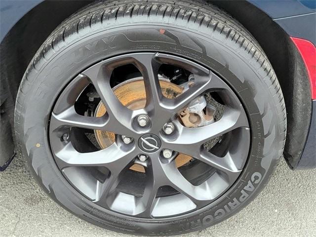 used 2023 Chrysler Pacifica car, priced at $23,498