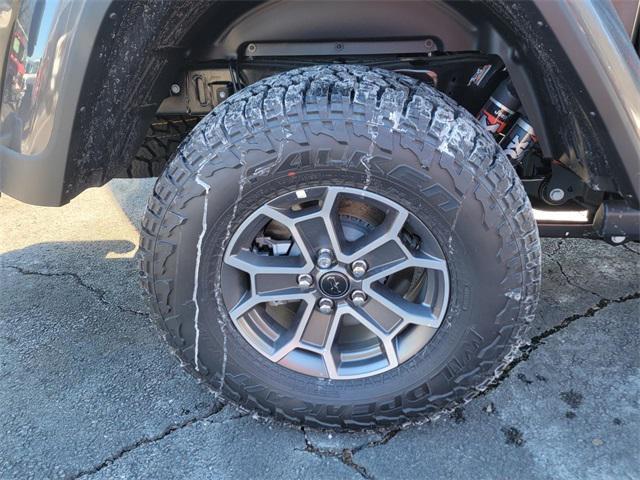 new 2026 Jeep Gladiator car, priced at $64,910