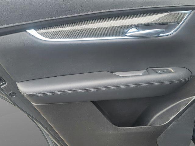 used 2022 Cadillac XT5 car, priced at $32,487