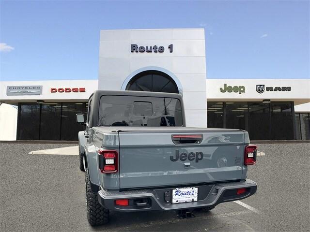 new 2026 Jeep Gladiator car, priced at $52,570