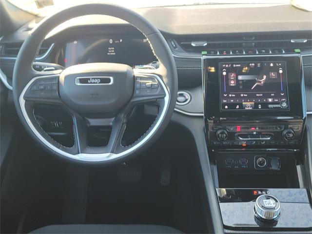 new 2025 Jeep Grand Cherokee car, priced at $35,750