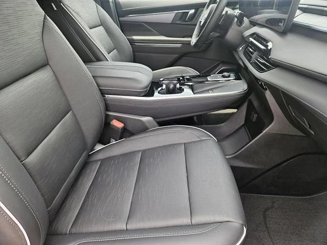 new 2025 Buick Enclave car, priced at $44,986