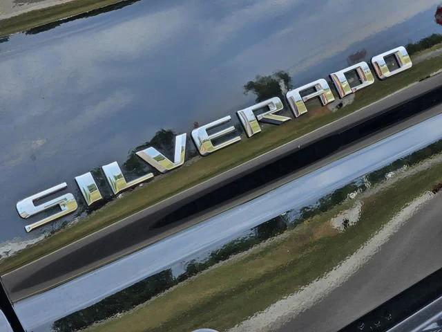 used 2025 Chevrolet Silverado 1500 car, priced at $39,269