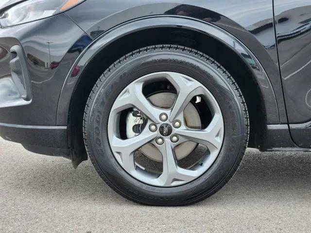 used 2024 Ford Escape car, priced at $21,309