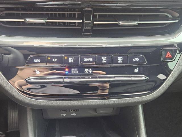 new 2026 Buick Envista car, priced at $33,441